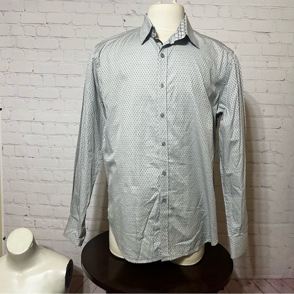 ROBERT GRAHAM LONG SLEEVE BUTTON DOWN SHIRT XL flip cuff detail GUC *stain - Picture 4 of 15